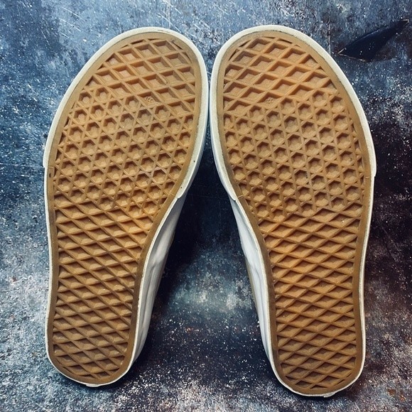 Vans Off the Wall UltraCush Slip-On Shoes - Nude - Picture 8 of 8